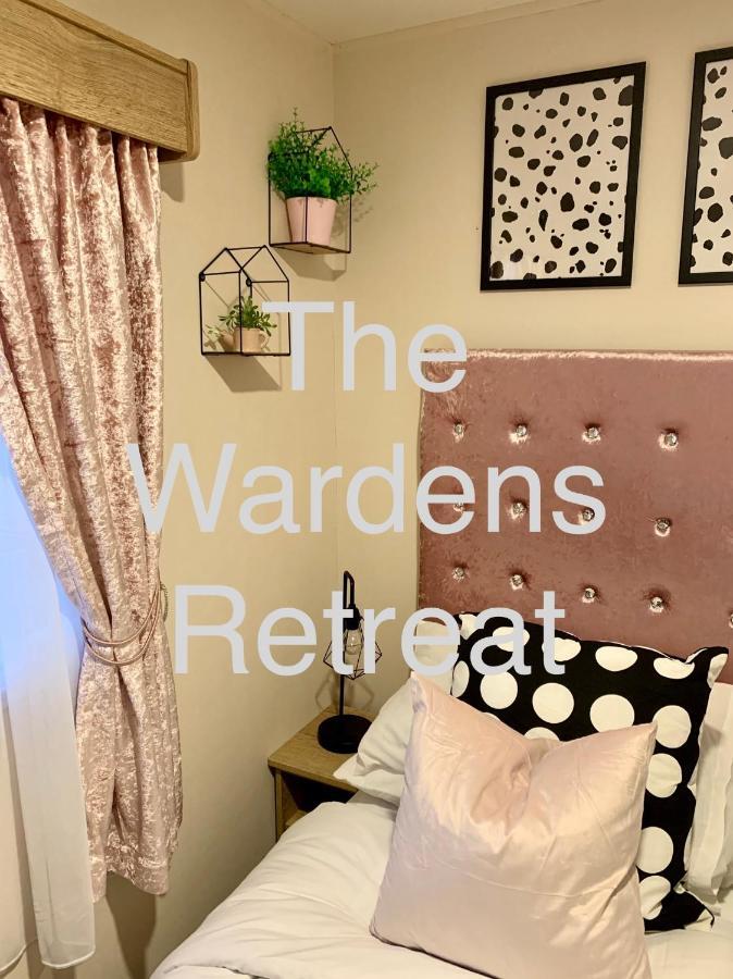 فندق The Wardens Retreat - Tattershall Lakes Country Park المظهر الخارجي الصورة